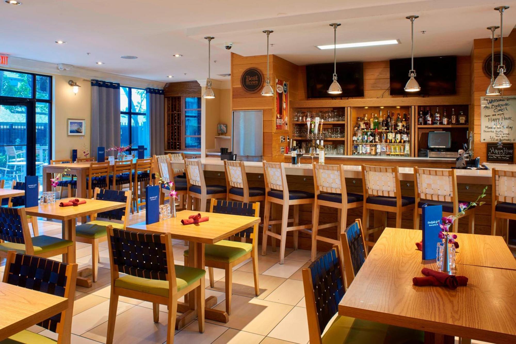 蓬塔戈尔达海港福朋喜来登酒店 外观 照片